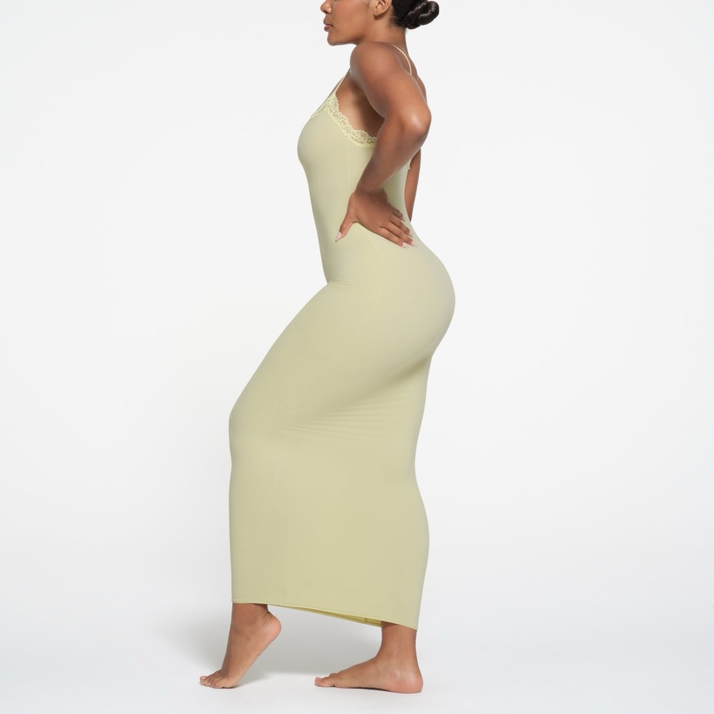 SKIMS Lace Slip Dress Yellow/Green